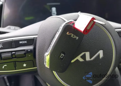 2024 Kia Sportage X-Line z USA, uszkodzony, nr VIN 5XYK6CDF5RG225268